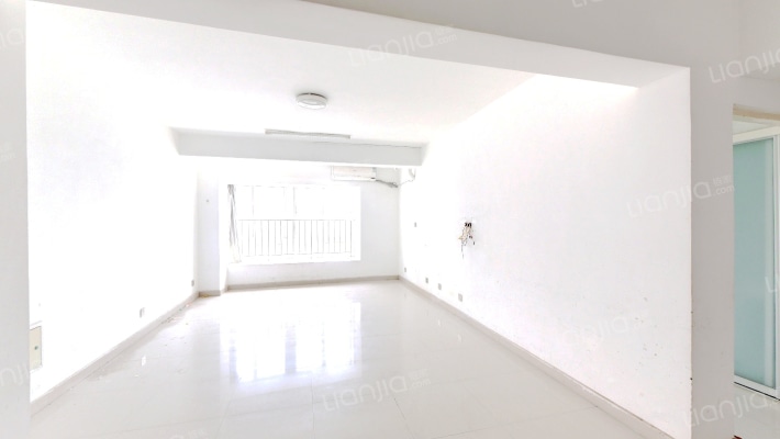 上美小区二手房实景图