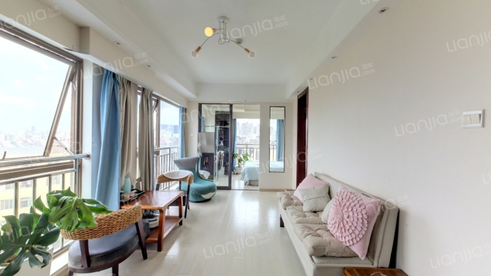 中央金座二手房实景图