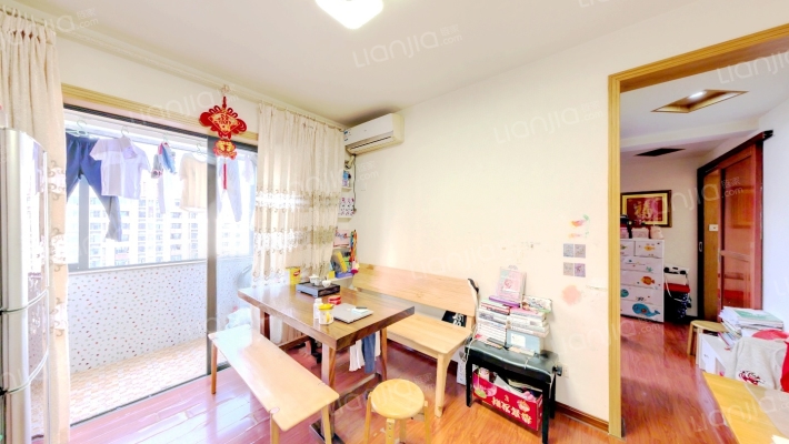 湖边花园B区东区二手房实景图