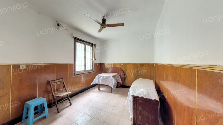 直路新村二手房实景图