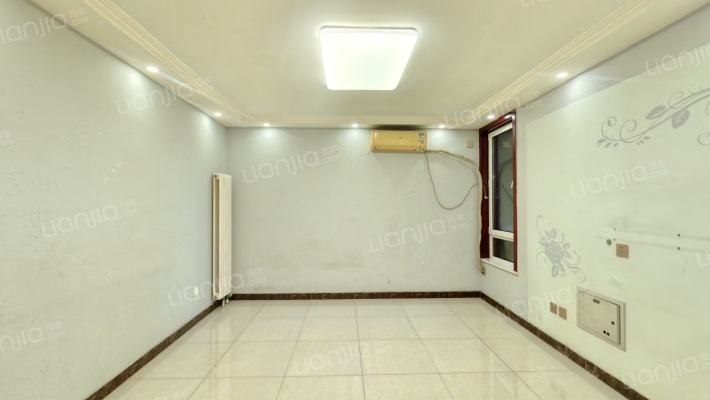 南海雅苑北区二手房实景图