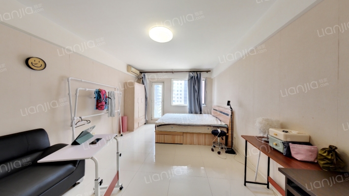 前城国际二期二手房实景图