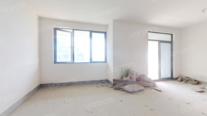 湖畔现代城2区二手房实景图