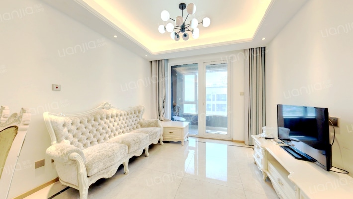 万科中南府二手房实景图