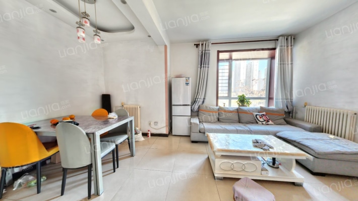 军瑞园二手房实景图