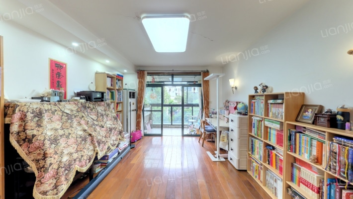 证大家园(一期)二手房实景图