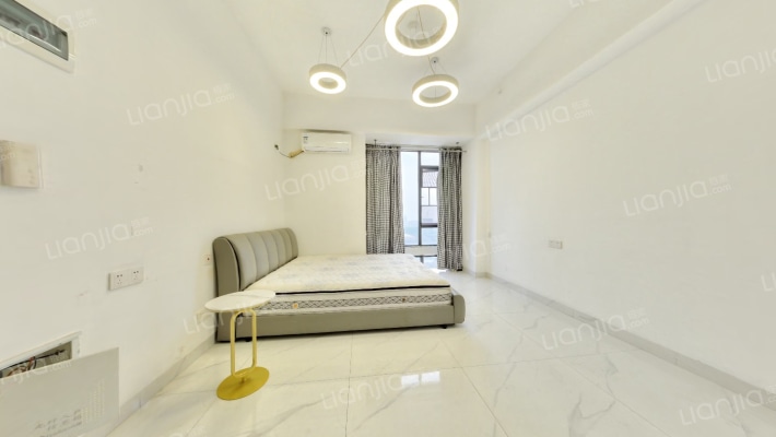 高铁吾悦广场二手房实景图