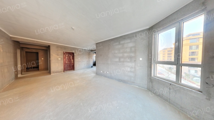 尧王·塞纳蓝湾二手房实景图