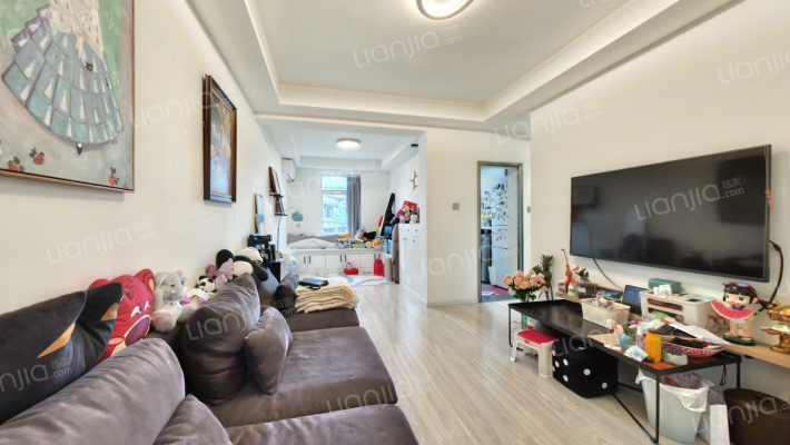 磨底河沿街7号二手房实景图