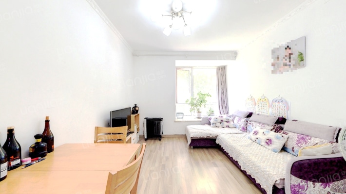 东城世家二手房实景图