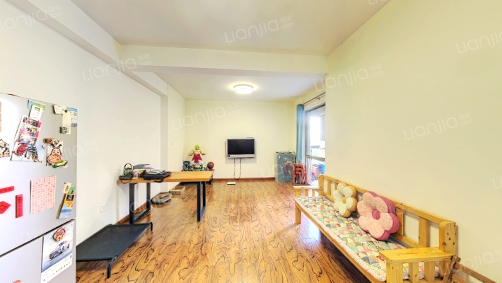 临江景苑三期二手房实景图