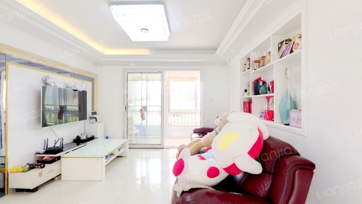 中江嘉城南区二手房实景图