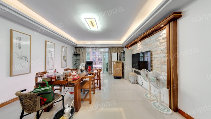 旭仕达名苑二手房实景图