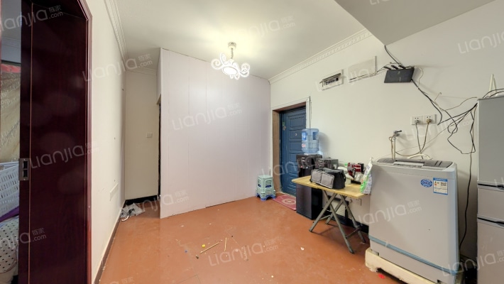 交通街25号二手房实景图