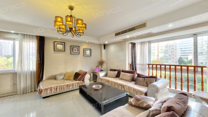 万康锦绣城东区二手房实景图