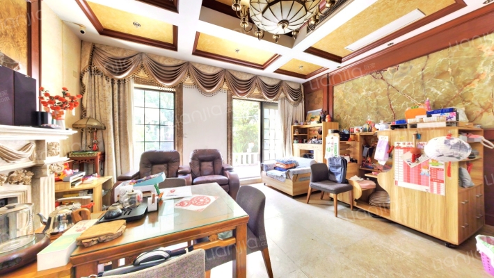 蓝色剑桥二手房实景图