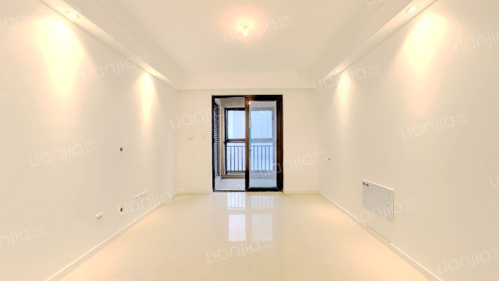 融创玉兰公馆二手房实景图