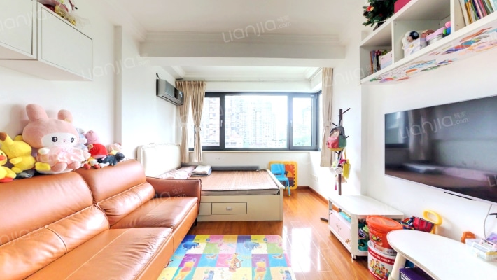 卫星大楼二手房实景图