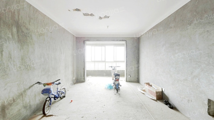 湘江700二手房实景图