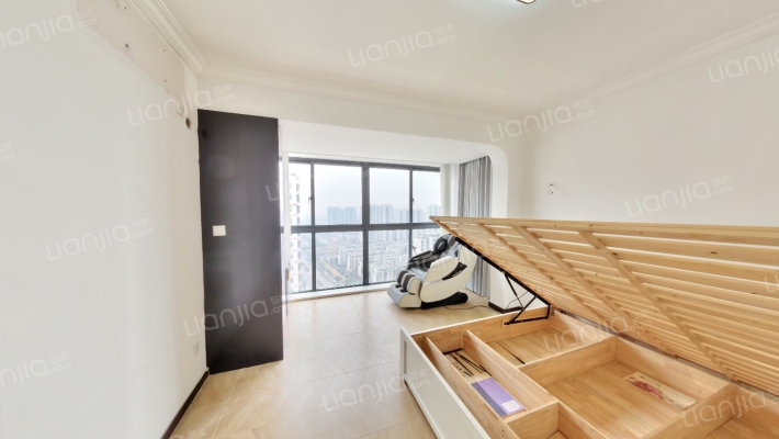 钻石家园东区二手房实景图