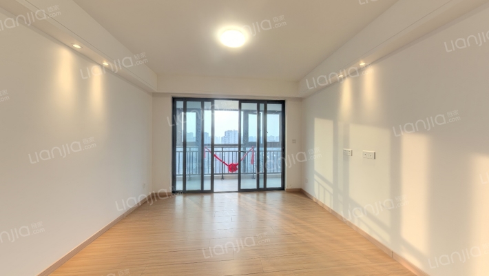 欢乐华庭北区二手房实景图