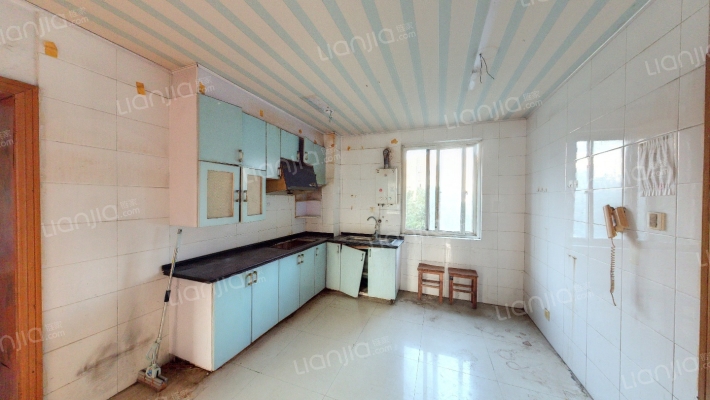 泰伯花苑二区二手房实景图