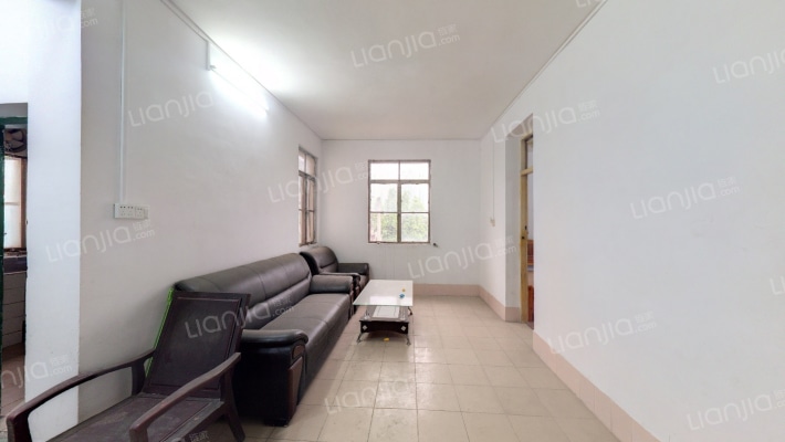 区农资公司宿舍二手房实景图