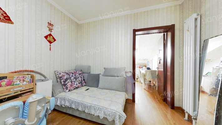 学府名居小区二手房实景图