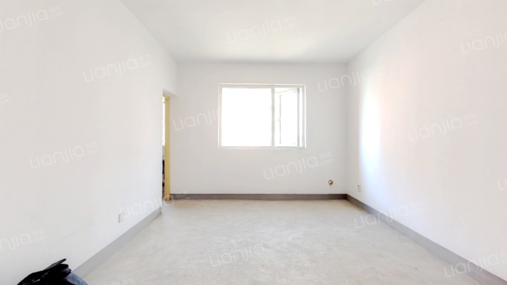 青康居二手房实景图