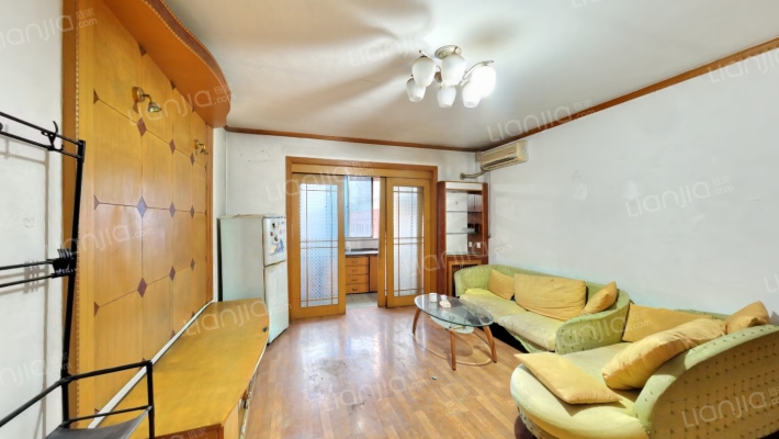 西微小区二手房实景图