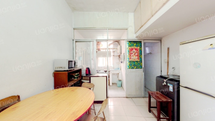 解放新村二手房实景图