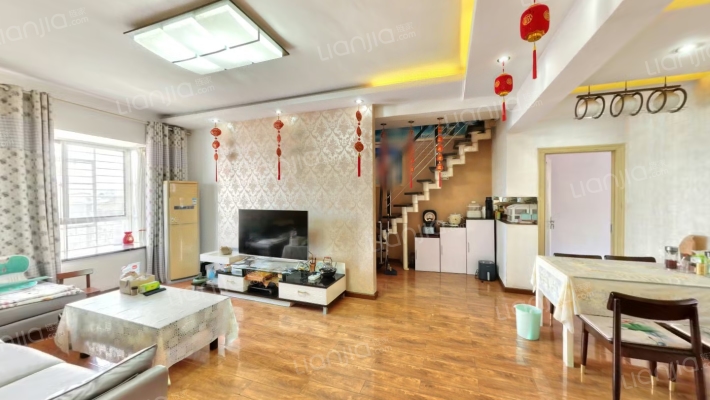 长春菜场院二手房实景图