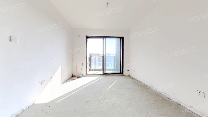 北京城建西华龙樾二手房实景图