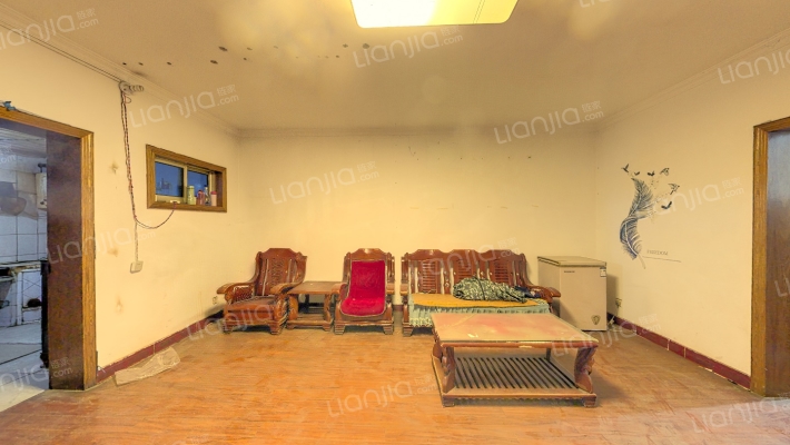 老年大学宿舍楼二手房实景图