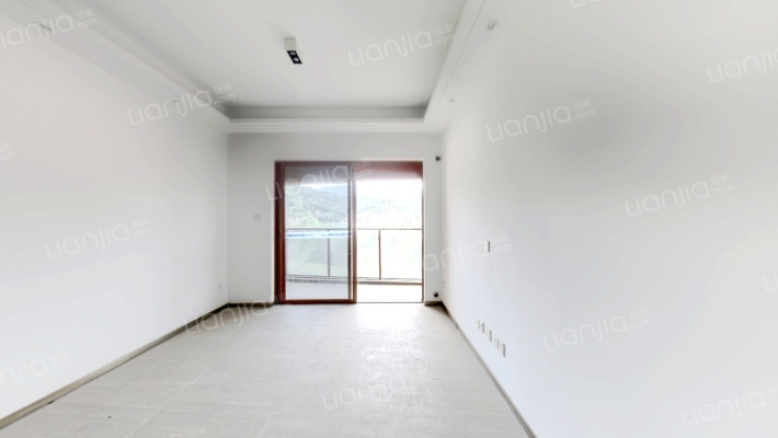 实地蔷薇国际二手房实景图