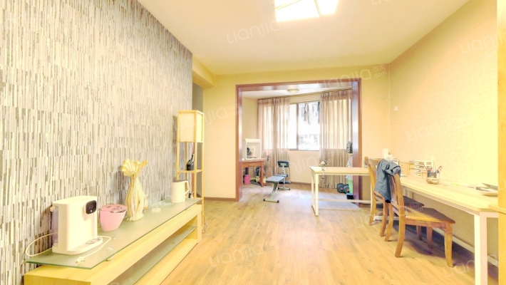 怡心园二手房实景图