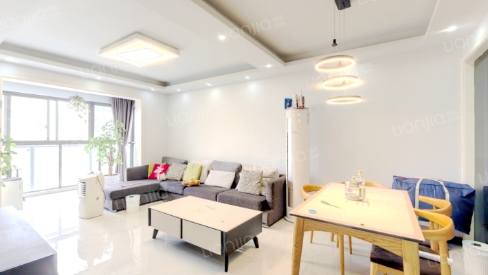 航天城上城一期二手房实景图