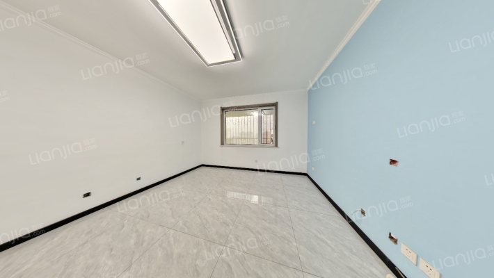 海天阳光园二手房实景图