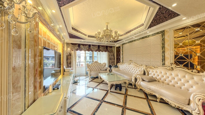 保利江上明珠晖园二手房实景图