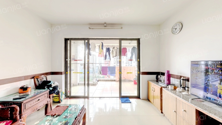 东海蓝湾一期二手房实景图