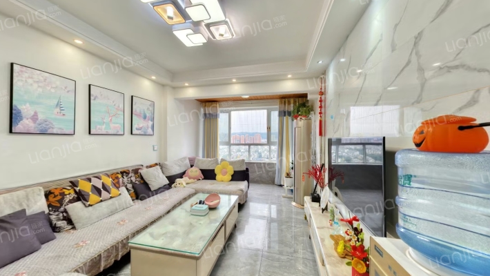 隆基泰和铂悦山二手房实景图