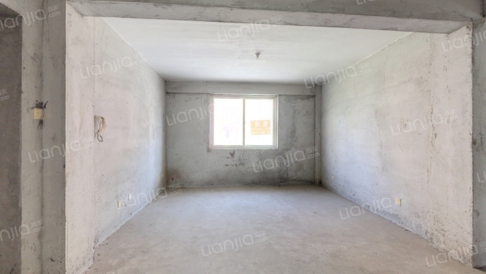 财富御水华庭小区西区二手房实景图