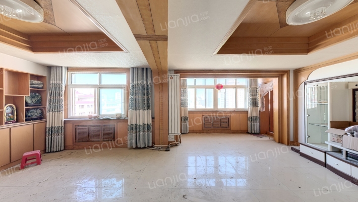 伏龙坪社区二手房实景图