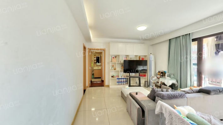 融创松湖澜园二手房实景图