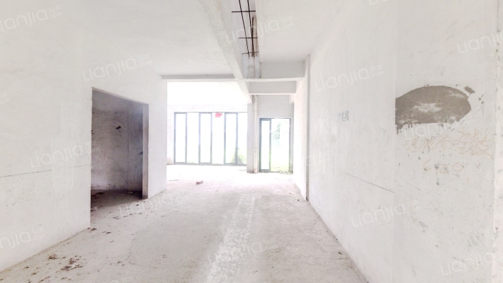 东逸湾剑桥水岸二手房实景图