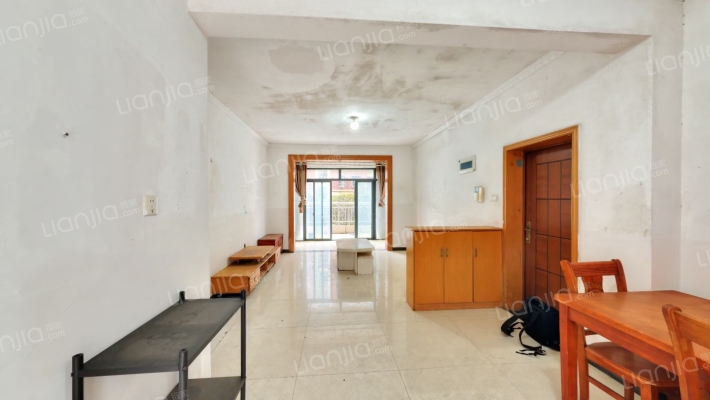 南天阳光东区二手房实景图