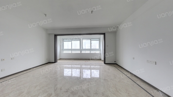 大发融悦东方二手房实景图