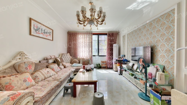 金城花园跃层社区二手房实景图