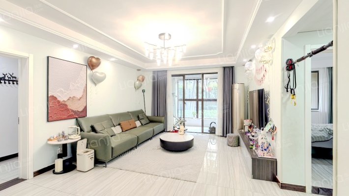 鸿园玉兰苑东苑二手房实景图