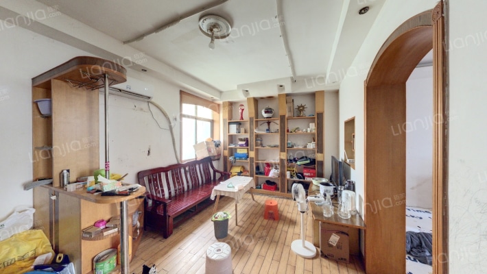 白沙啤酒公寓二手房实景图